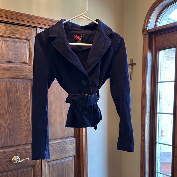 Forever 21 Jackets & Blazers - Forever 21 Navy Blazer!